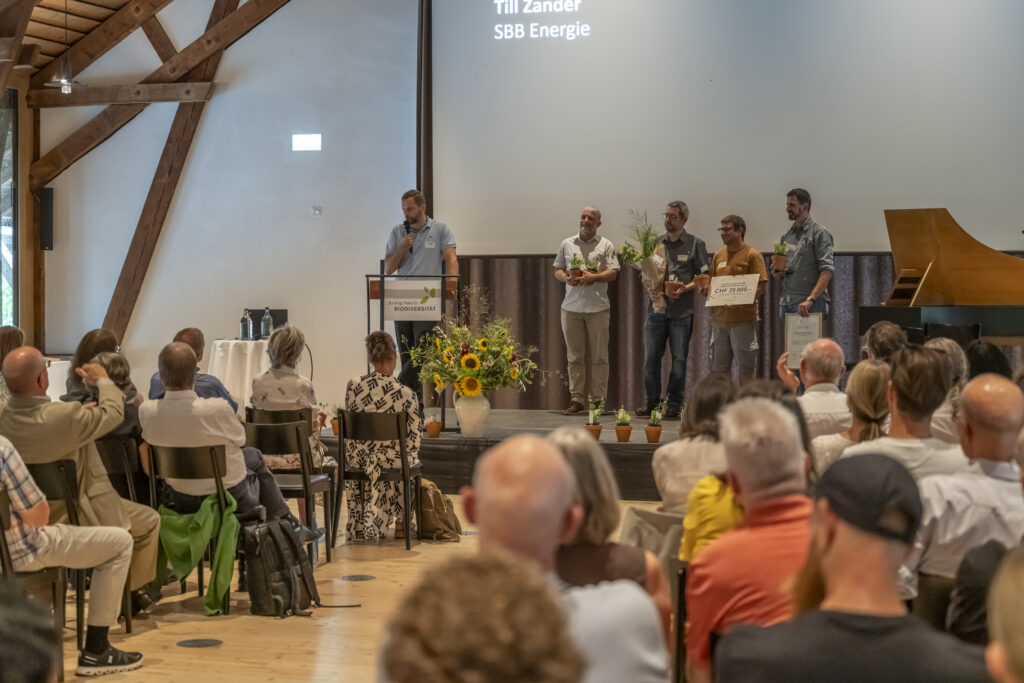 Till Zander der SBB Energie spricht an der Preisverleihung des Binding Preis für Biodiversität 2026